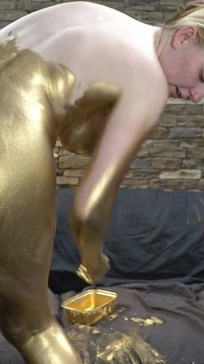 Painting My Full Body Gold & Using My Glass Dildo