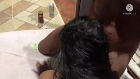 novinha safada seduzindo 2 tiozao falou q nos dois nao aguentava com ela nos mostramos a ela q panela velha q faz comida boa