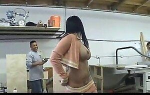 Aip olivia olovely clip3 01