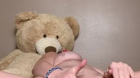 Clits rubbing make me moan