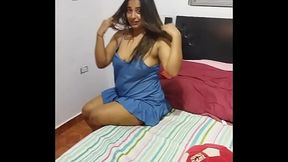 Mi hermanastro me descubre masturbandome en la habitacion, El muy cachondo me folla y me llena la cara de leche HISTORIA COMPLETA