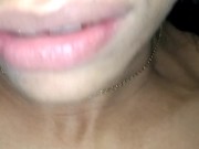 Gritona me habla mientras follamos para pedirme que le de mas duro que se va a venir