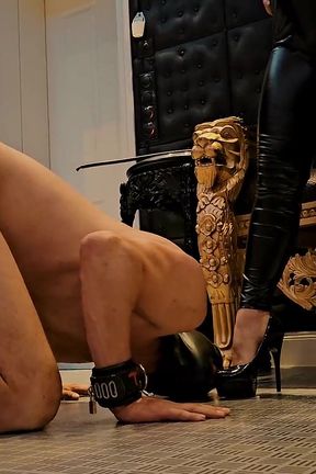 Sheela Sinner Humiliation Bare Foot Domination Face Trampling Breath Play Heel-worship