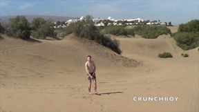 il suce la bite d un mec sur la plage publique