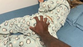 enteada seduz padrasto assistindo porno de porta aberta