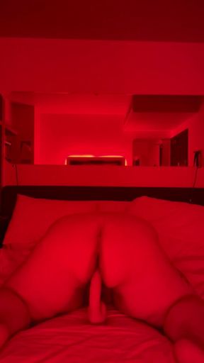 BBW MILF Rides Dildo