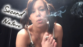 Amy Shows Off Her Smoking Feet.