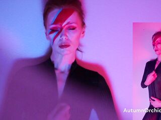 David Bowie cosplay with Eros Foundry sex toy screwing and Hitachi sex toy orgasms...