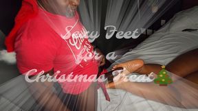 Hot Ebony BBW Tsunami Mami3x gives Santa a Hot Oily Footjob copy