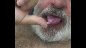 LEITE ESPUMANDO BOCA