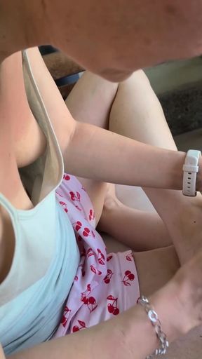 MILF shows off her tits in homemade downblouse