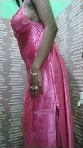 Deshi Babhi Shower Video