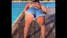 Sofia ferreira rebolando