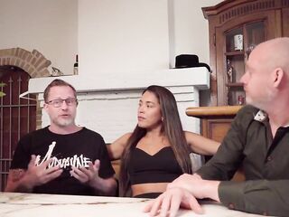 Wings & Claws: Paul Part 3 - Private Life, Confidence Issues & What Happened on the Sofa