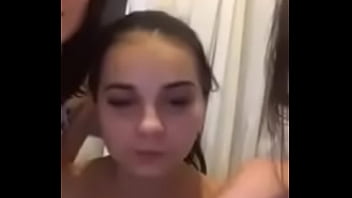 Four girls in the kitchen at the periscope