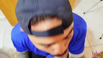 Catei o cara na rua e fudi o cuzinho dele em troca de dinheiro (COMPLETO NO RED)