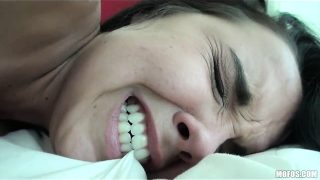 Harter Analsex für die vollbusige Amateurin Dillion Harper