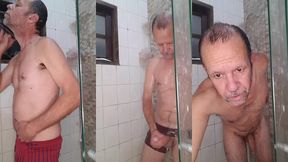 fui tomar banho esperando minha putinha safada daiane belan pra arregaca a buceta dela no chuveiro