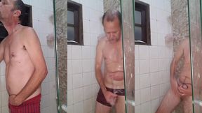 fui tomar banho esperando minha putinha safada daiane belan pra arregaca a buceta dela no chuveiro