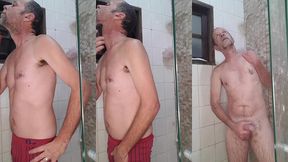 fui tomar banho esperando minha putinha safada daiane belan pra arregaca a buceta dela no chuveiro