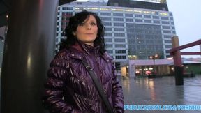 PublicSex Creampies her pussy in hotel room