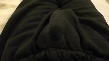 GASTE85, Peeing in bed