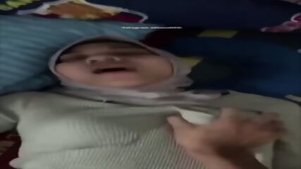 Cewek chantik berkerudung yang nafsu ngemut kontol sampe muncrat di mulut full Https://s.id/yangviral1