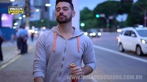 Flakael comendo um Homem