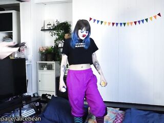 Clowngirl Pantsed BTS- Behind the scenes from a little photoset I did!