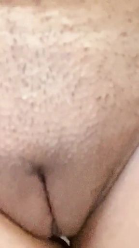 Captivating moment from &quot;Desi Indian sexy pussy&quot;