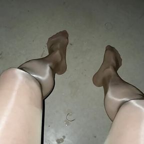 Pantyhose masturbating