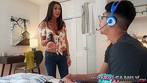 Which Butt Hole Feels Better? Stepmom Anal Challenge - Abby