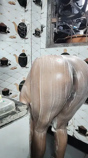 Indian Cuty Aunty Homemade showers and undresses at home