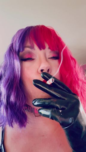 Chubby Cougar Tina Snua Smokes A Cork Tipped Cigarette In Latex Gloves -