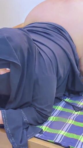 Whhh Uhhh Please Fuck My Big Ass, Im a Single Moroccon Girl