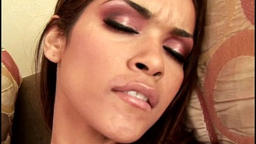 Daisy Marie And Richelle Ryan Lesbian Interracial Handjob