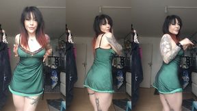 j aime vraiment cette nuisette au passage je te montre mon cul, desolee je n ...
