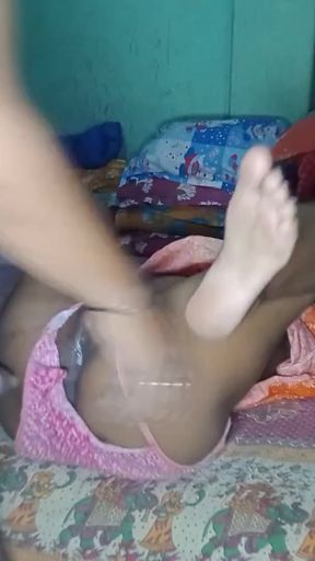 Indian bengali pinki .ajj bete ne condom lagake maa ko choda bahut jor jor se.   Clip 1