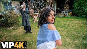 Naughty Lucas, Valentina Sierra, Lola Danger & Denis Marti get up close and personal with Follow That Bird - POV fun!