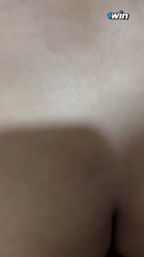 به حمام رفتم و دیدم شوهر خواهرم برهنه منتظرم است 🫢(داستان های جنسی واقعی ایرانی🔥)🇮🇷