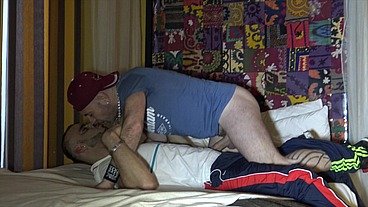 2408 bottom arab fucked barebakc by Jess ROYAN in paris