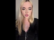 I cum on my face and taste my own semen