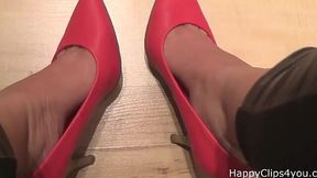 Naomi's High Heel Foot Fetish Extravaganza