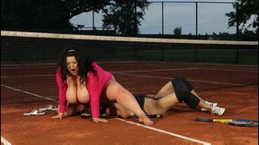 Fat lady facesitting outdoors