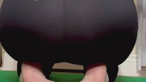 Sweet Cheeks Yoga Pant Farts and Large Feet