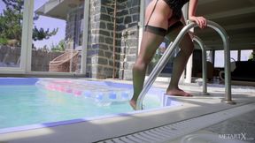 Wet Nylon 2 - Betzz