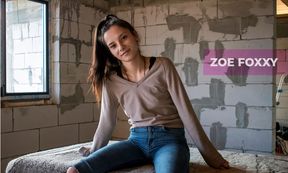 Zoe Foxxy - Quick Fucking In An Abandoned Building; Amateur Action In The Shed