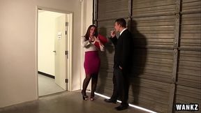 Savannah Fox's hot office romance with her boss