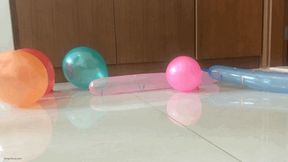 BALLOONS POPPING UNDER BIG FEET - MP4 Mobile Version