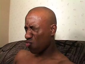 Street african girl with meaty buttocks knows how to please the man